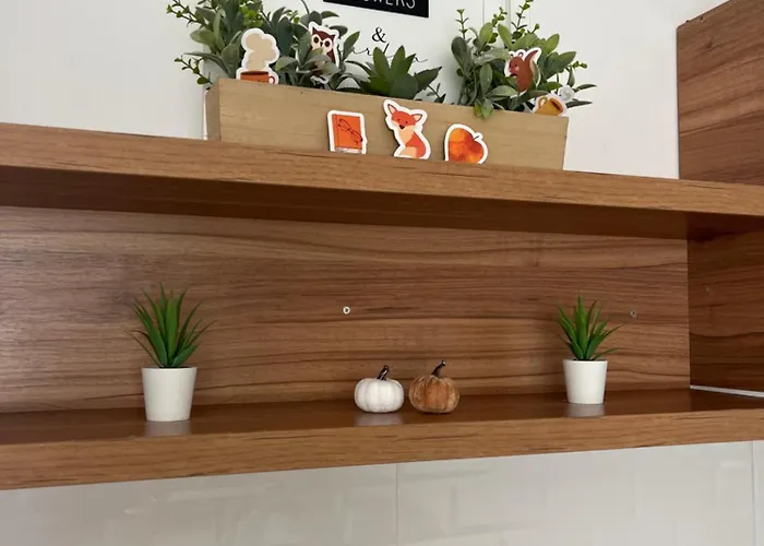 アパート Tesla ソコバニャ